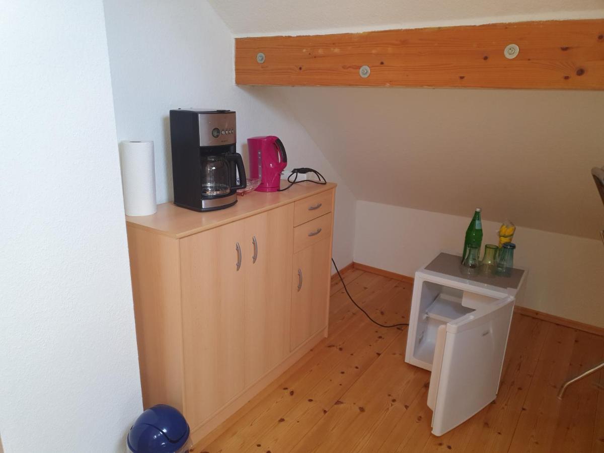 Hotel, Ferienwohnung, Zimmer Bad Driburg Esterno foto